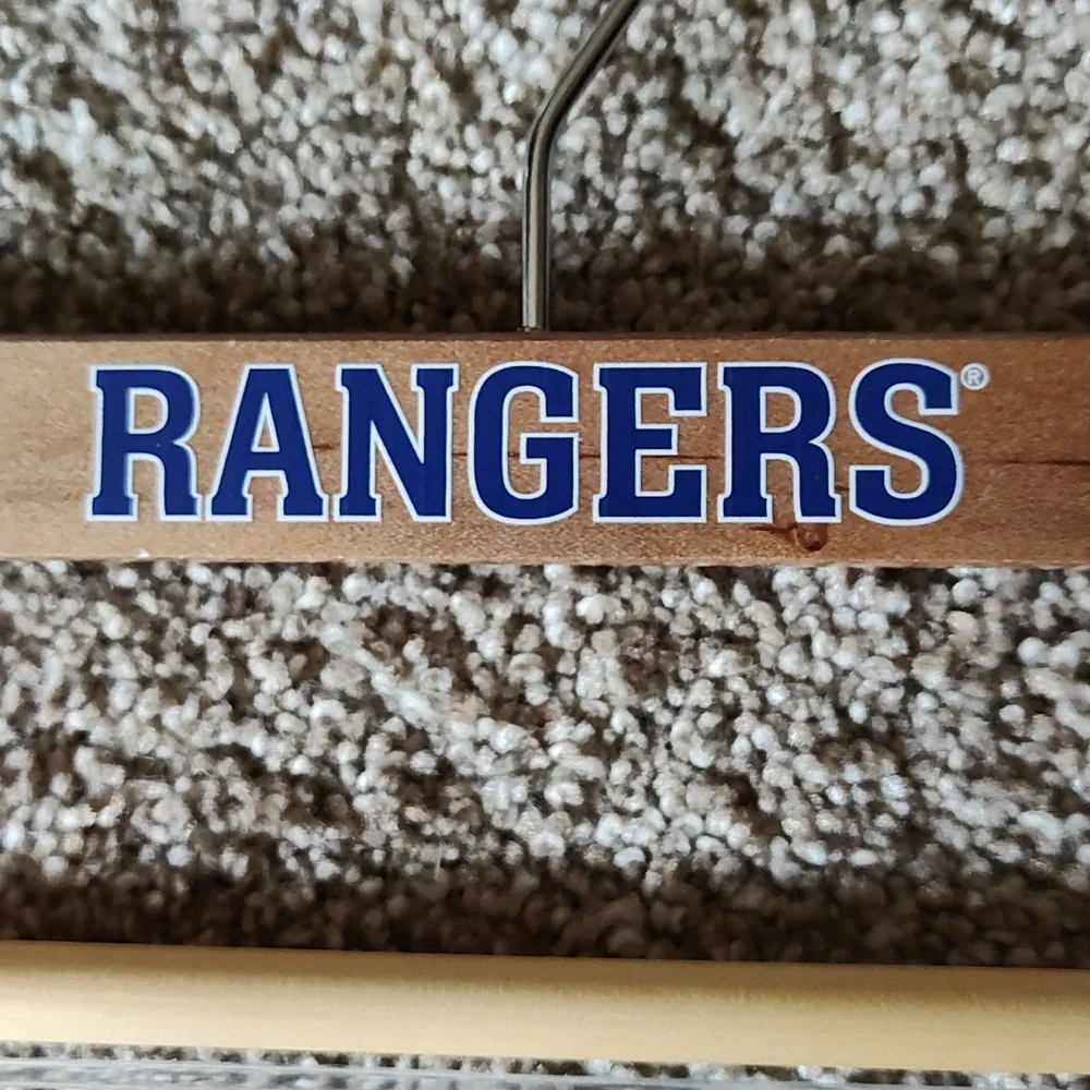 Ny Rangers pants / Scarf/ garment hanger